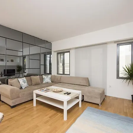 Thera Apartment