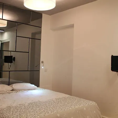 Apartment Thera *